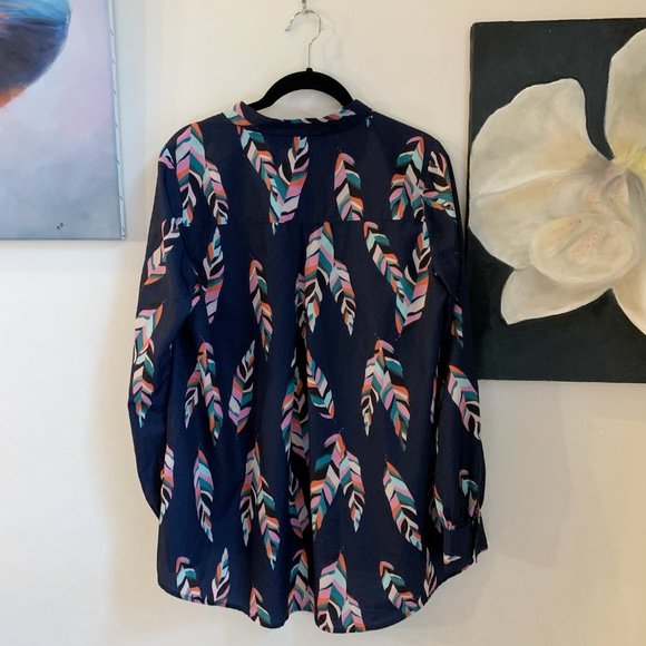 Avery Tunic, Custom Feather Print - Picture 5 of 7